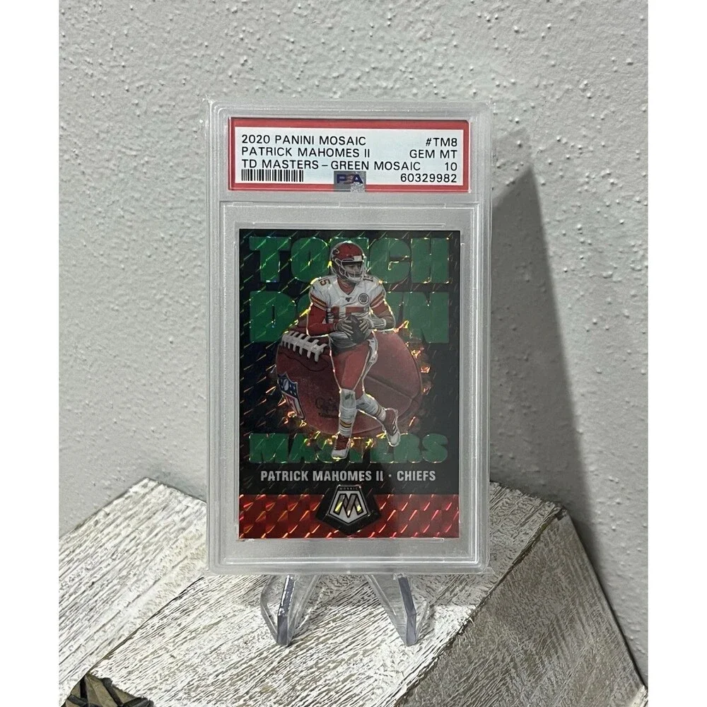 2020 Panini Mosaic Patrick Mahomes #TM8 TD Masters Green Mosaic PSA 10 GEM